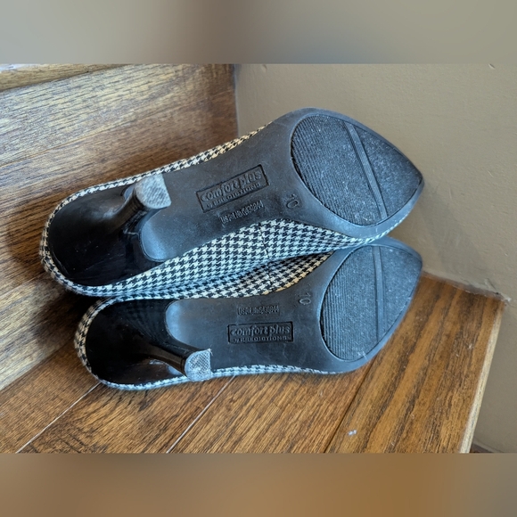 Retro Black and White houndstooth Checkered Heels Size: US 10 - Picture 6 of 9